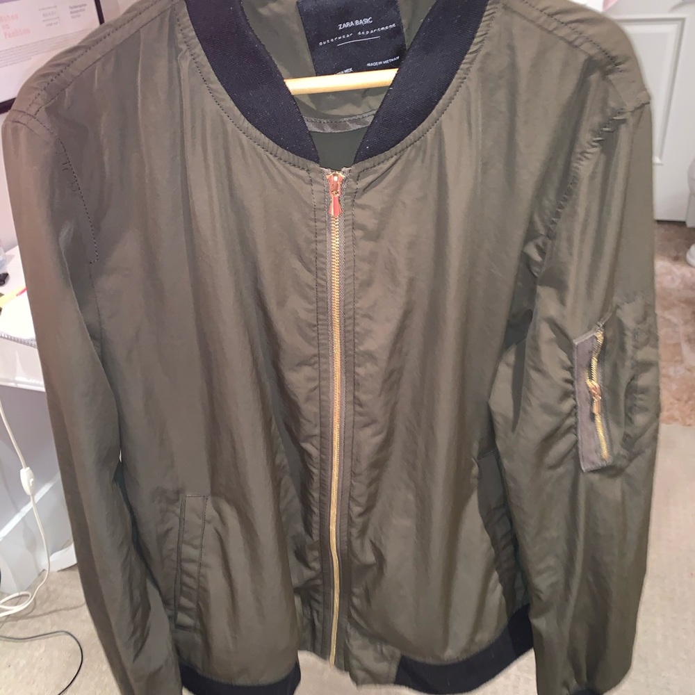 Zara - Green bomber jacket